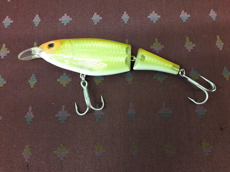 LFT Wrapper Shad F 13 cm YL04