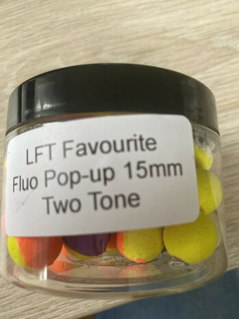 LFT Favourite Carp Fluo Pop-Up Boilies 50gr Two-tone ass. 15mm