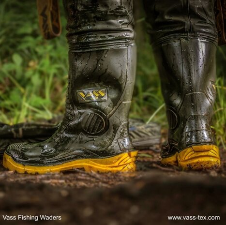 Vass E700 series tight wader maat 44 heavy duty lieslaarzen